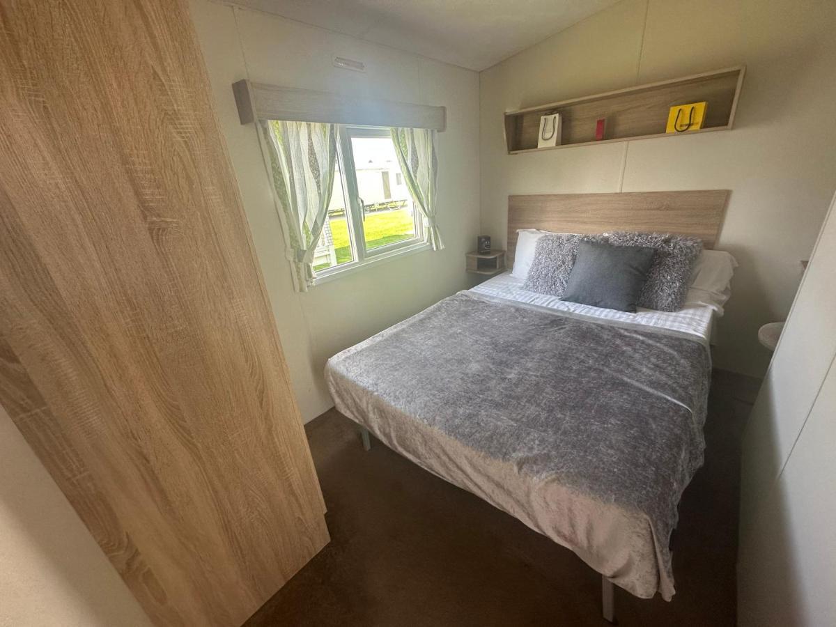 Caravan Delta 2 Bedroom In Rhyl Exterior photo